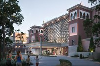 Aussenansicht-des-Hotels-Cavallino-Bianco-Caorle-Venezia.jpg